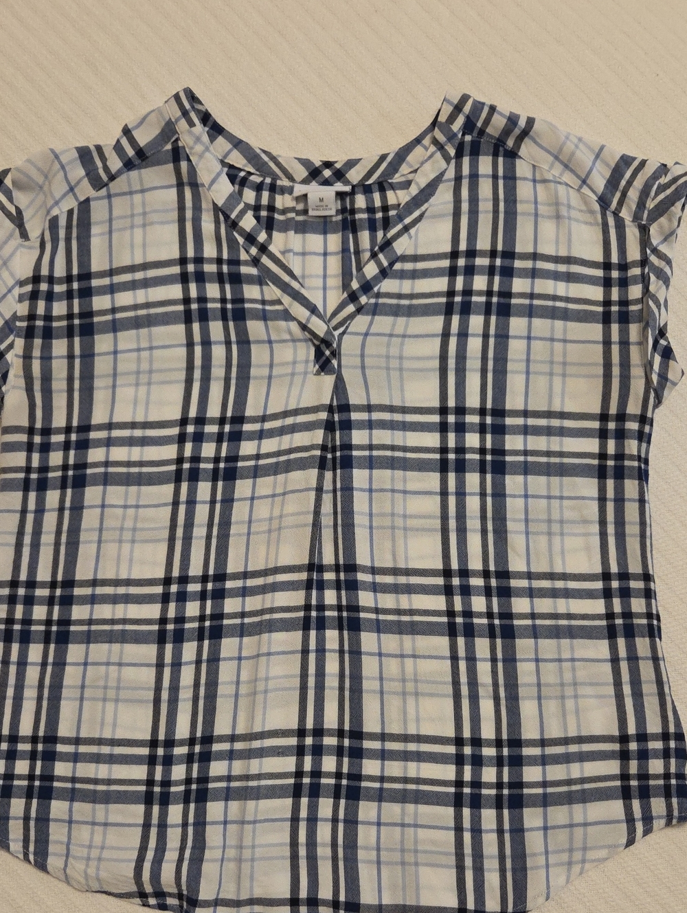 Liz CLAIBORNE Girlfriend Plaid Blouse in Blue & Cream Size Medium